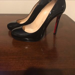 Black patent louboutin